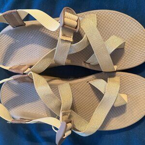 Chaco ZX-1 Gold Sandals sz Womens 11 EUC
